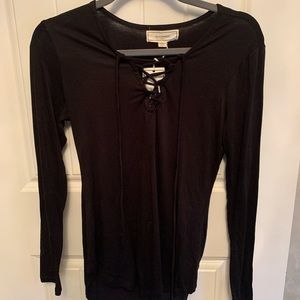 Black long sleeve T-shirt